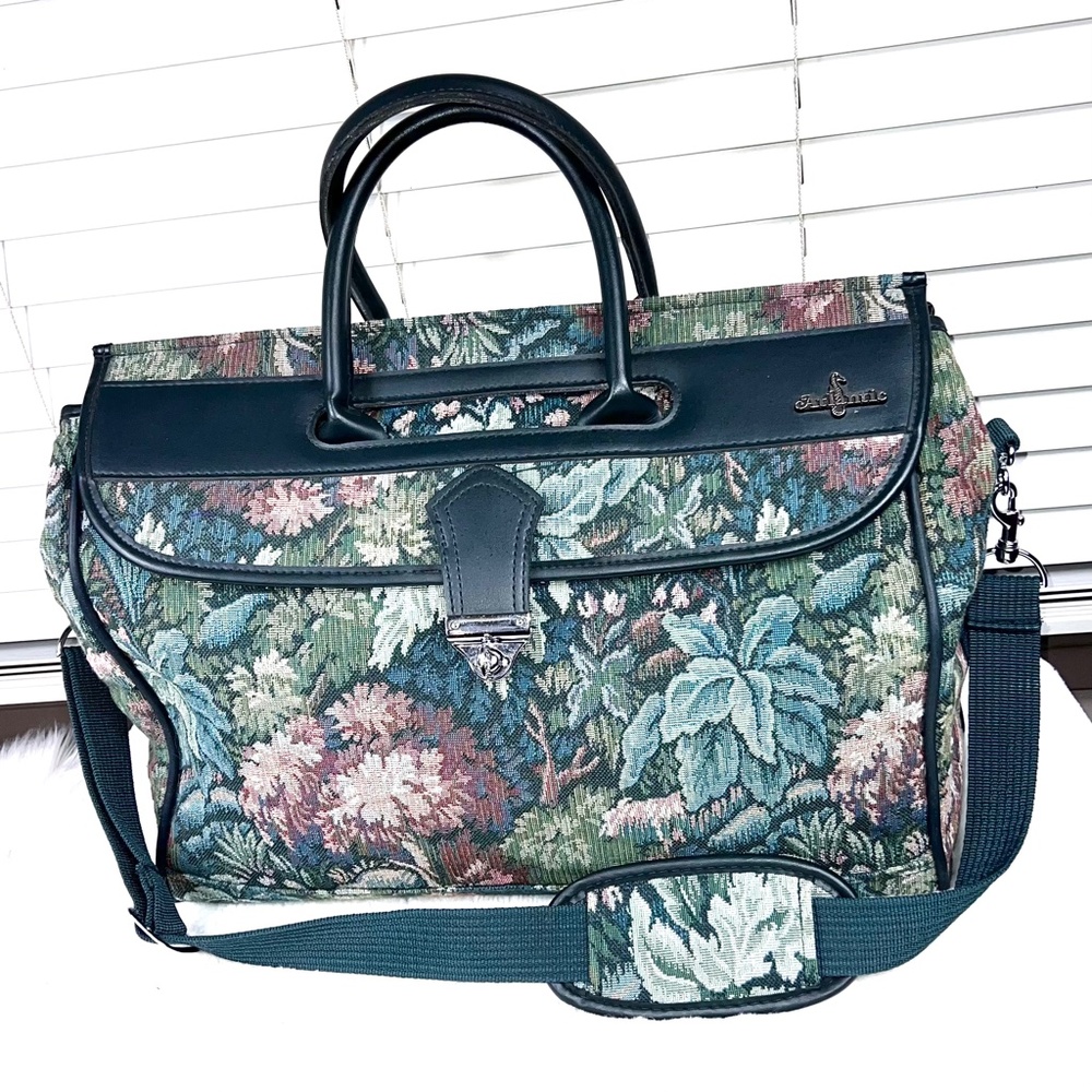 🚫SOLD! VINTAGE NWOT |•ATLANTIC•| Carry On Luggage Tapestry Floral Travel Bag - Picture 1 of 16